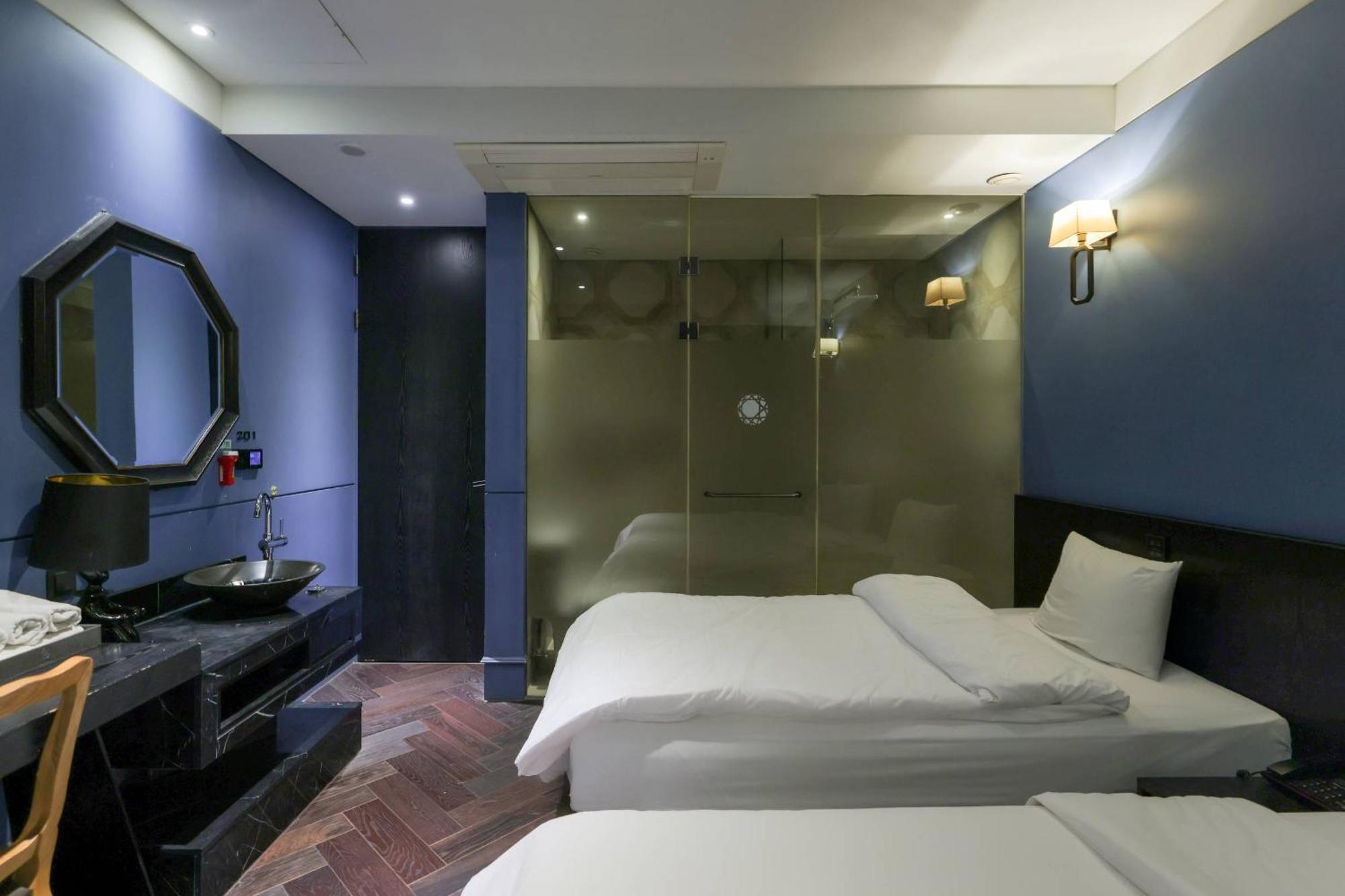 From H Sota Gundae Hotel *